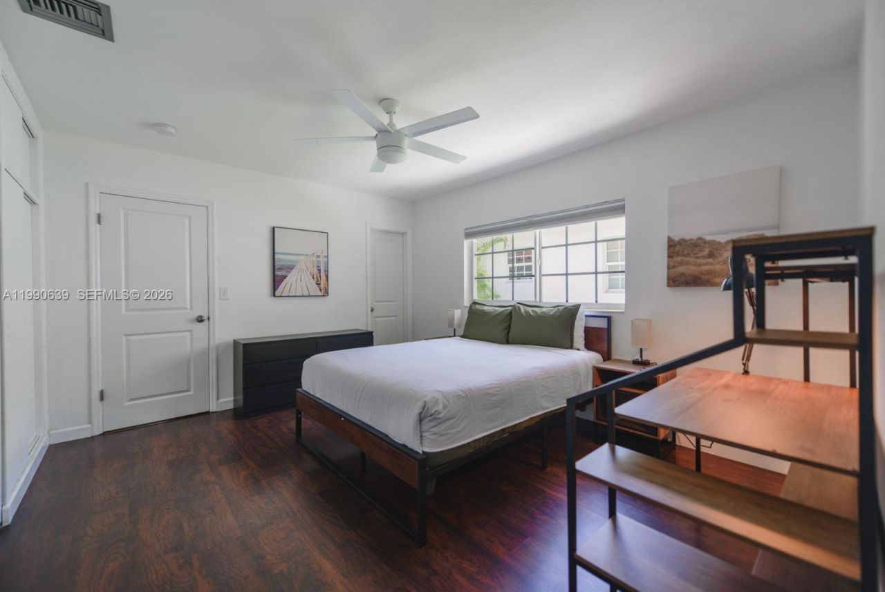 1714 Costado St, Unit 1714, Coral Gables, FL 33134 Photo