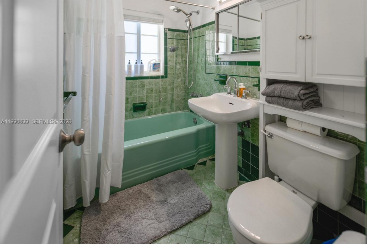 1714 Costado St , Unit 1714, Coral Gables, FL 33134 Photo