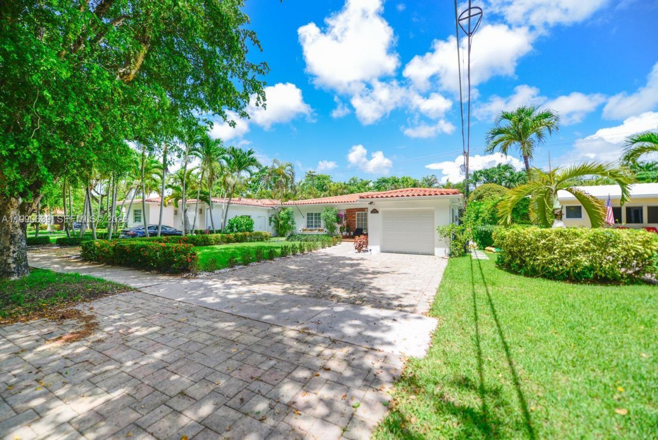 1714 Costado St , Unit 1714, Coral Gables, FL 33134 Photo