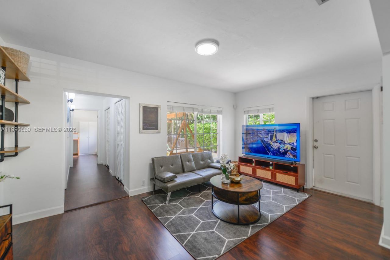 1714 Costado St, Unit 1714, Coral Gables, FL 33134 Photo