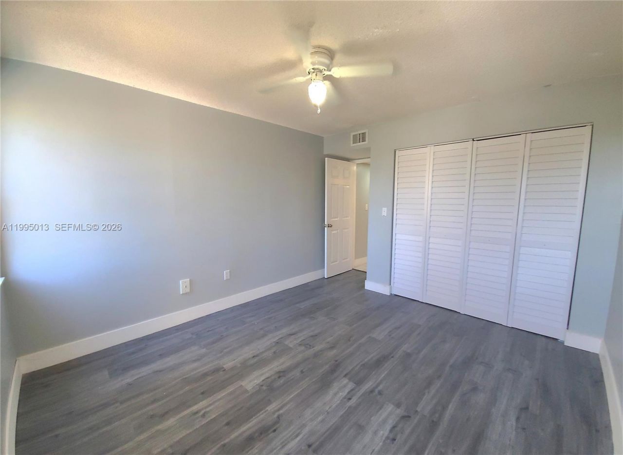 453 SW 2nd St , Unit 306C, Miami, FL 33130 Photo