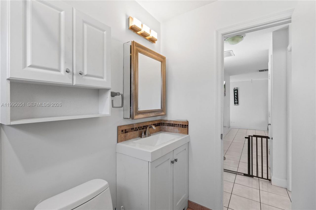 6802 NW 58th Ct, Tamarac, FL 33321 Photo