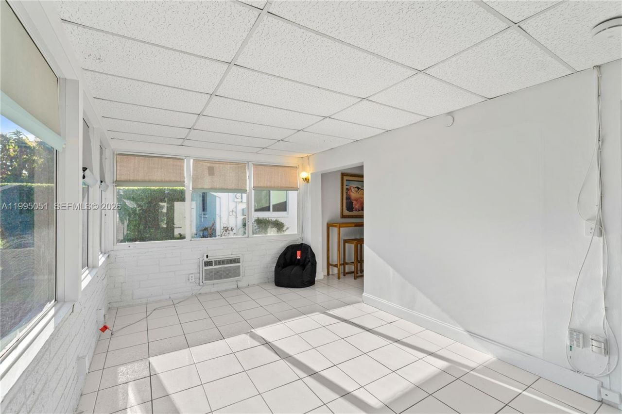 6802 NW 58th Ct, Tamarac, FL 33321 Photo