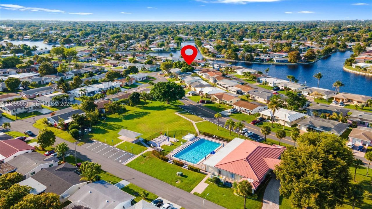 6802 NW 58th Ct, Tamarac, FL 33321 Photo