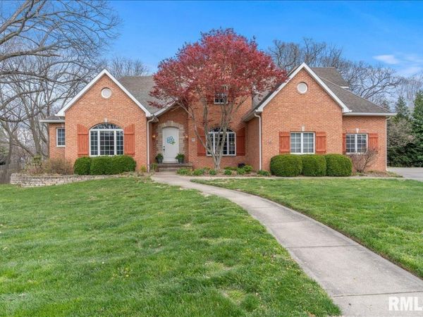 44 WOODLAND Trail, Rochester, IL 62563