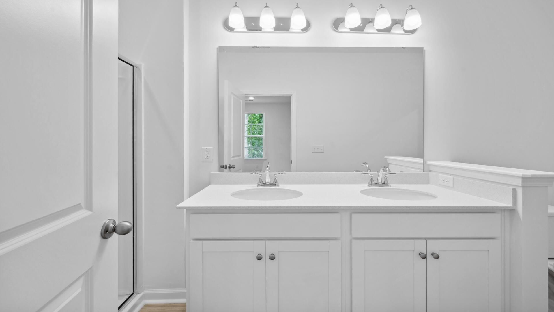 448 Cadbury Loop Photo 18