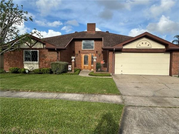 1609 CELTIC Drive, Marrero, LA 70072