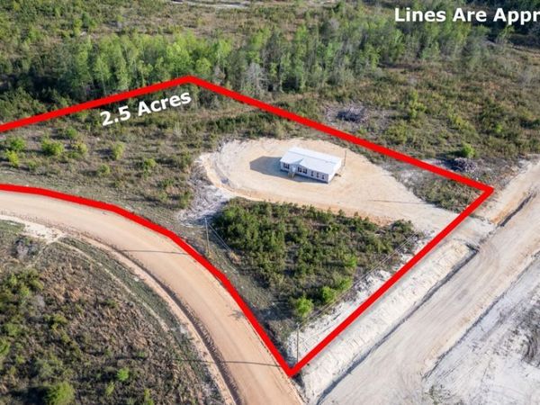 59 Longleaf Road, Hazlehurst, GA 31539