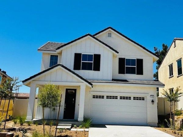 29277 Crescent Way, Highland, CA 92346
