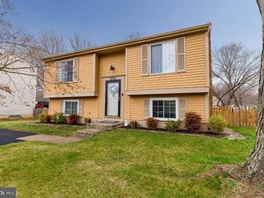 8280 WOLD DEN COURT, SPRINGFIELD, VA 22153