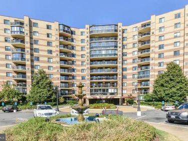 8370 GREENSBORO DRIVE , Unit 216, MCLEAN, VA 22102