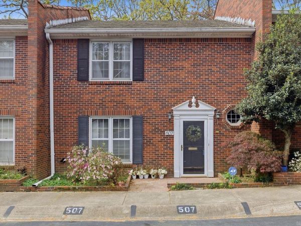 Little Rock, AR 72227