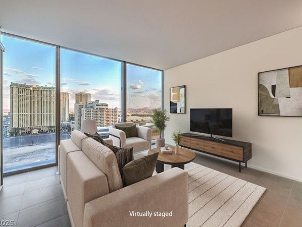 3722 Las Vegas Boulevard , Unit 1204, Las Vegas, NV 89158