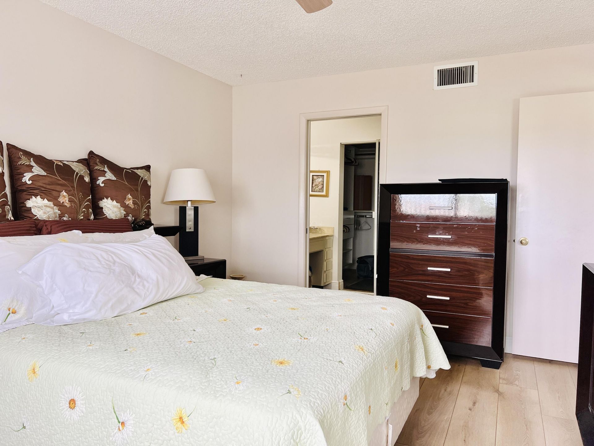 4725 E Lucerne Lakes Blvd Boulevard E, Unit 311, Lake Worth, FL 33467 Photo