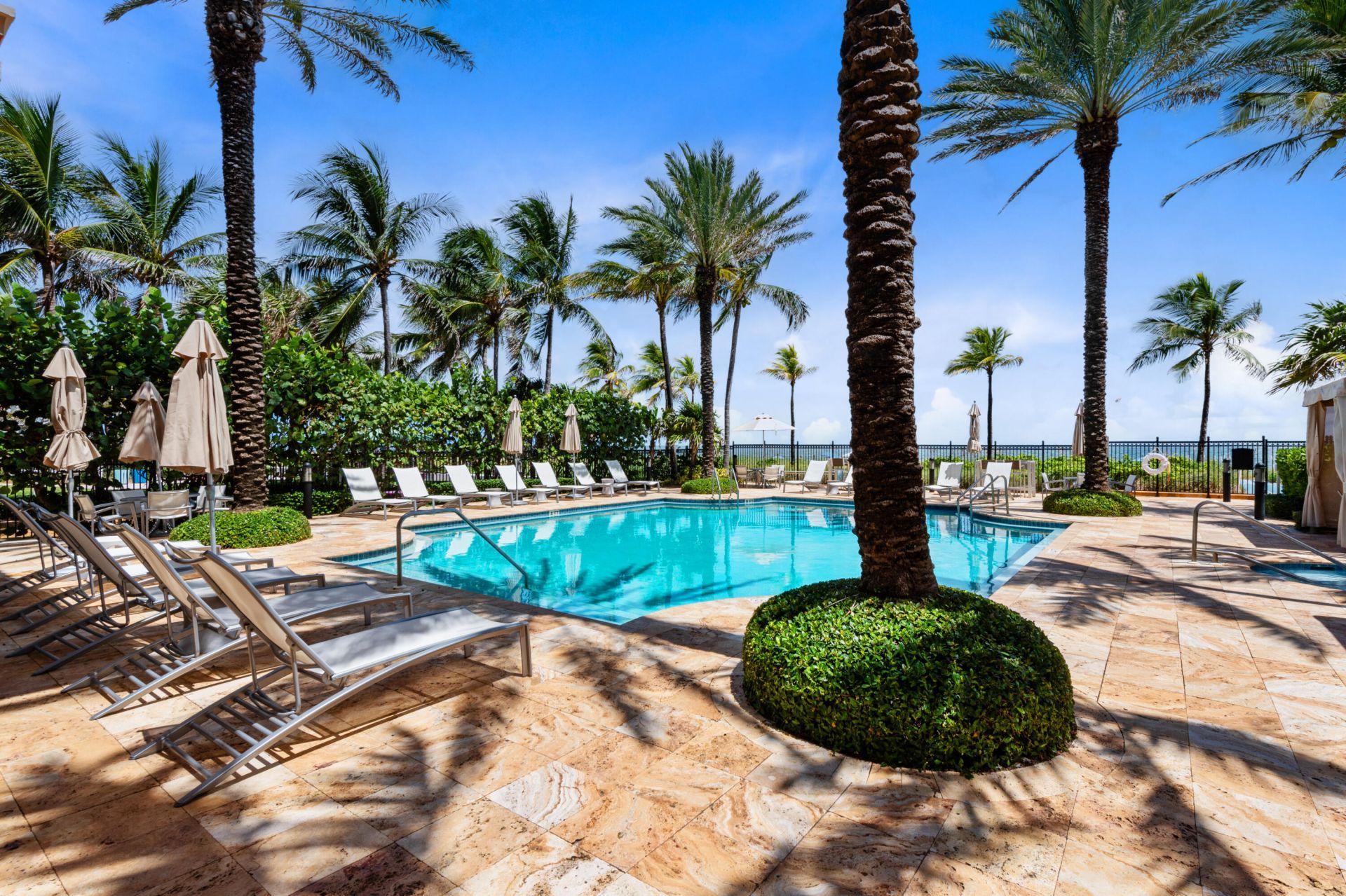 4511 E El Mar Drive, Unit 408, Lauderdale by the Sea, FL 33308 Photo