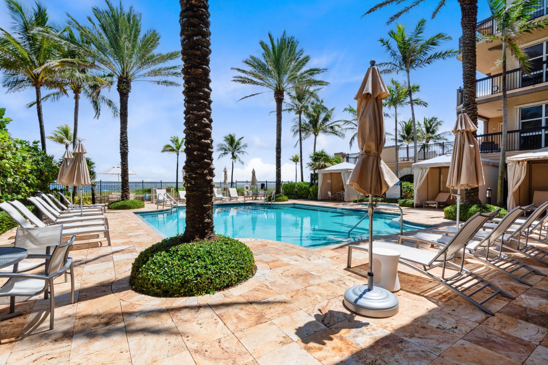 4511 E El Mar Drive, Unit 408, Lauderdale by the Sea, FL 33308 Photo