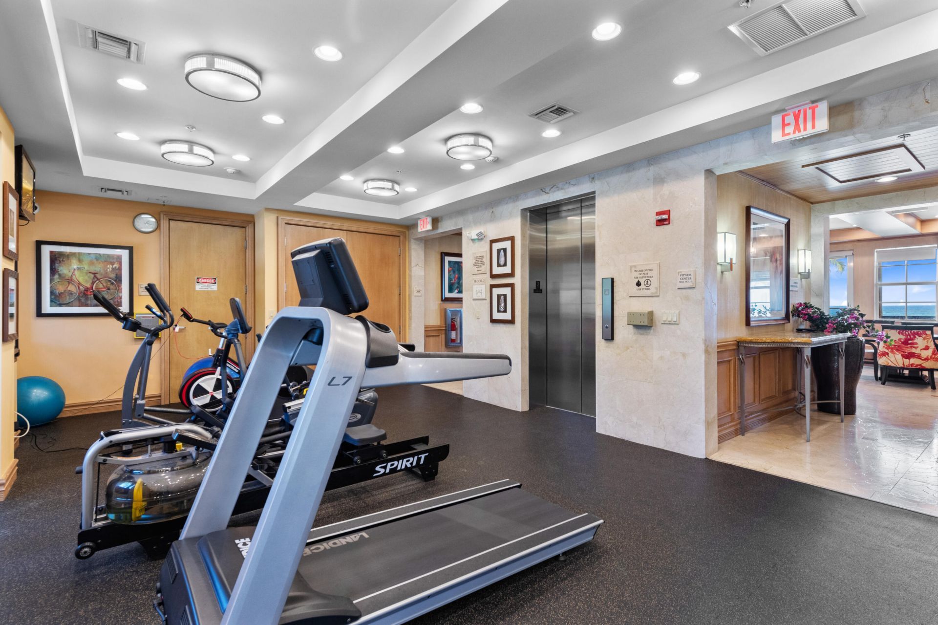 4511 E El Mar Drive, Unit 408, Lauderdale by the Sea, FL 33308 Photo