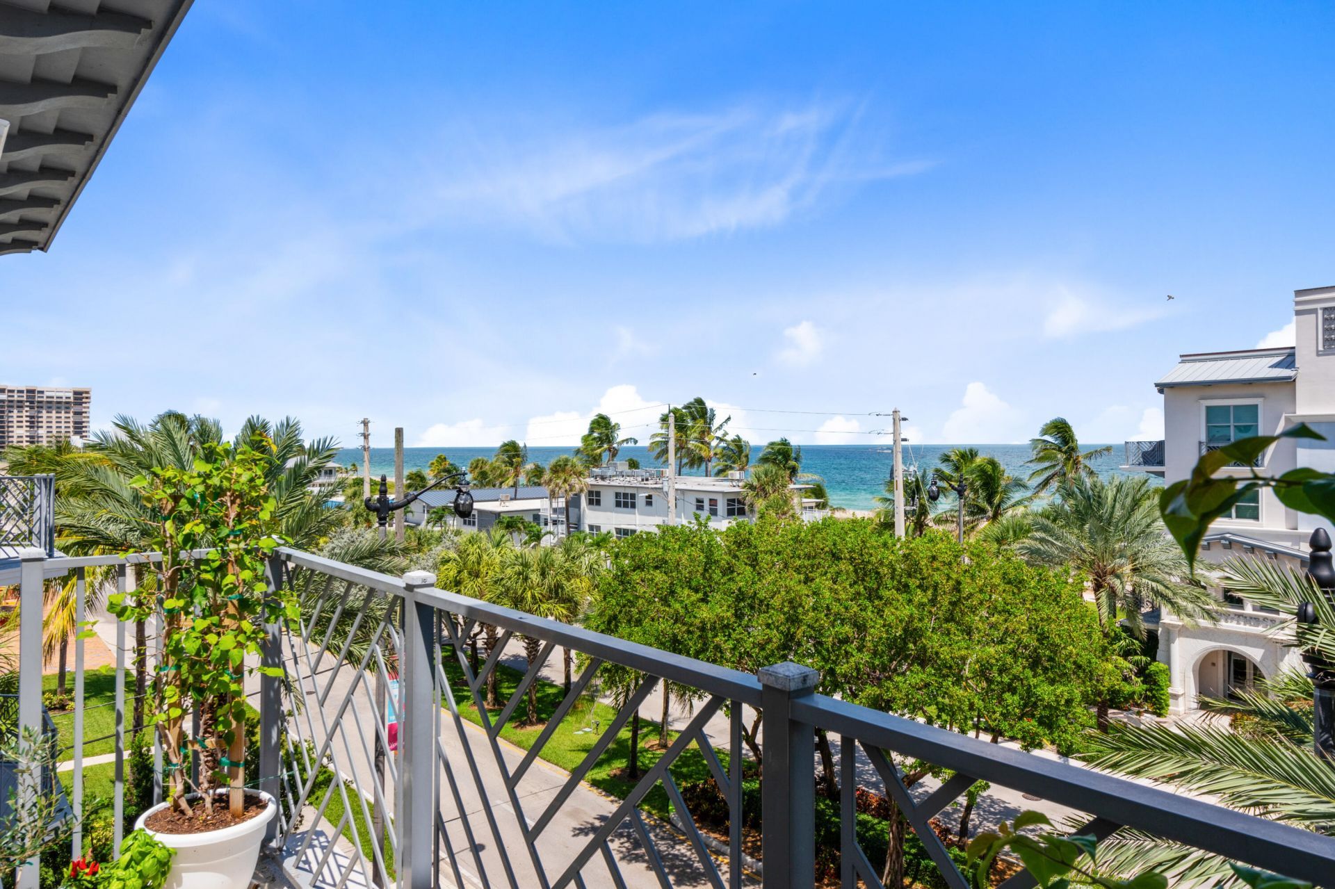 4511 E El Mar Drive, Unit 408, Lauderdale by the Sea, FL 33308 Photo