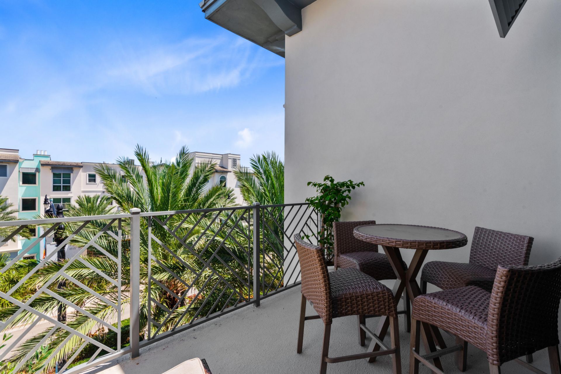 4511 E El Mar Drive, Unit 408, Lauderdale by the Sea, FL 33308 Photo