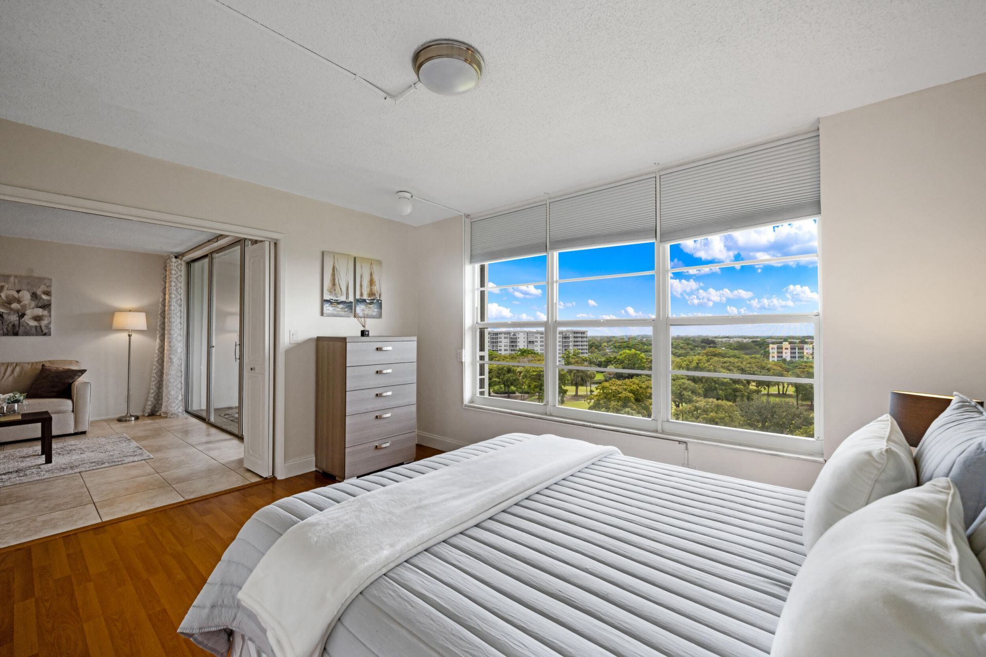 575 Oaks Lane, Unit 1009, Pompano Beach, FL 33069 Photo