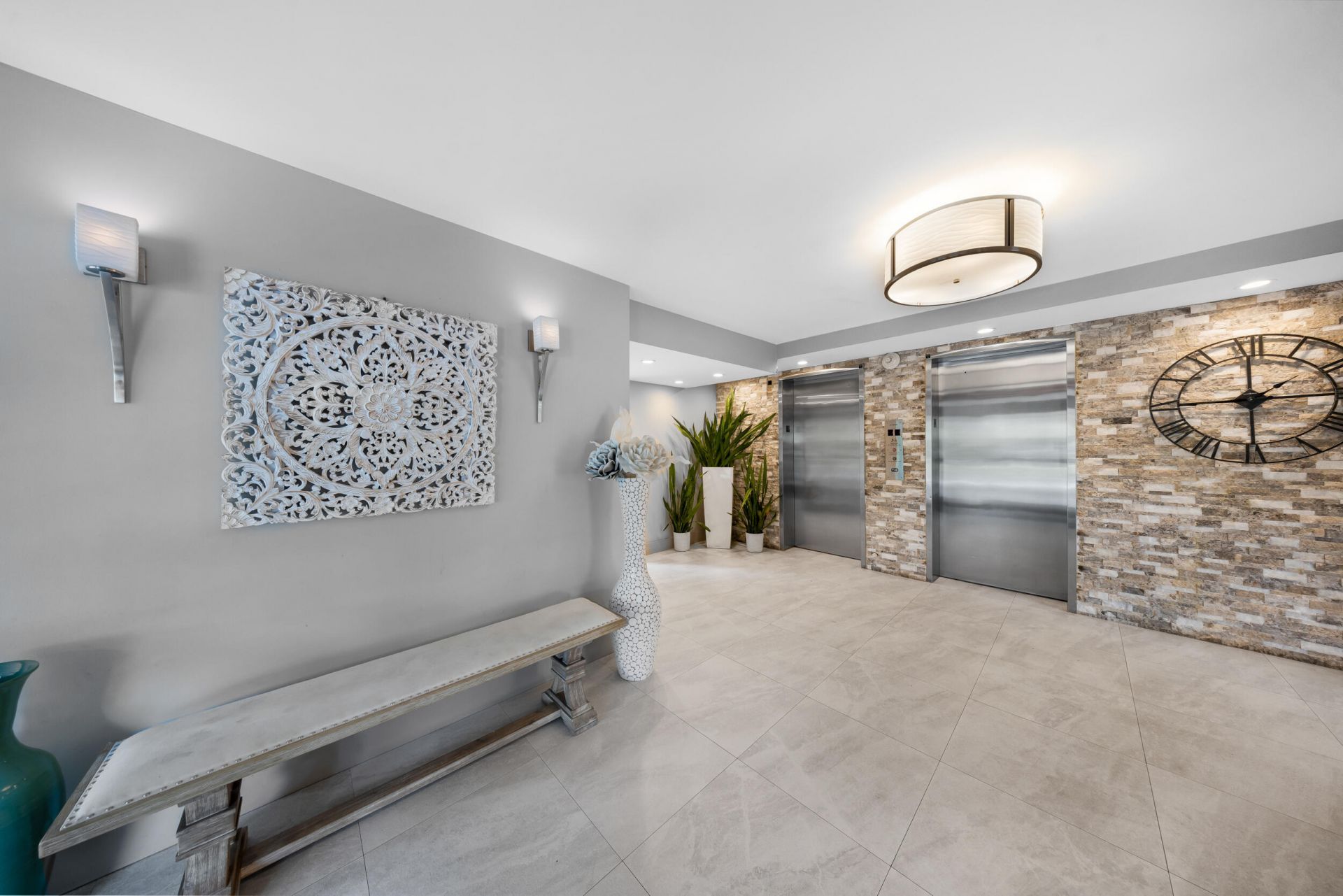 575 Oaks Lane, Unit 1009, Pompano Beach, FL 33069 Photo