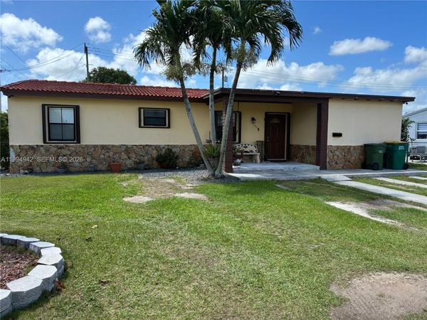 1580 NE 12th St , Homestead, FL 33033