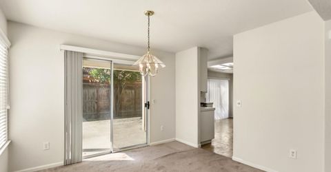 114 Pinedale Ave, Sacramento, CA 95838 Photo