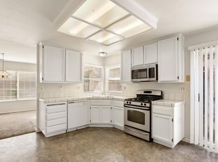 114 Pinedale Ave, Sacramento, CA 95838 Photo