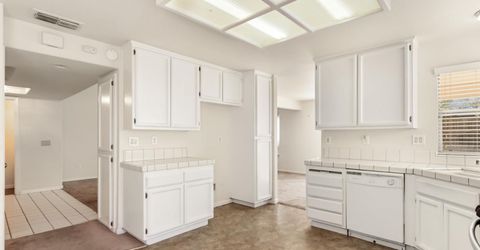 114 Pinedale Ave, Sacramento, CA 95838 Photo