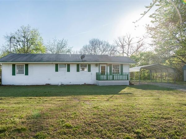 112 SE Front Street , Unit A, Bailey, TX 75452