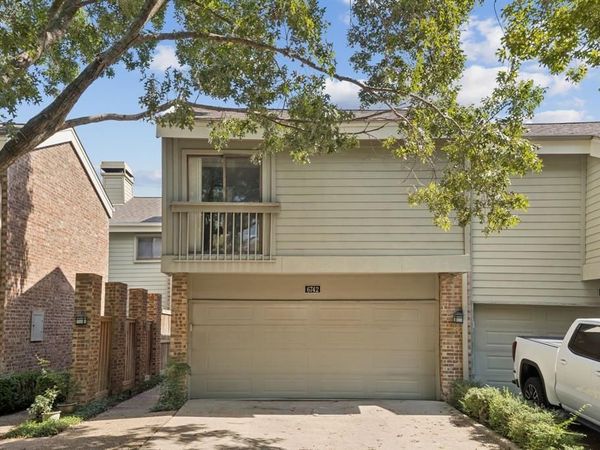 6742 E Northwest Highway, Dallas, TX 75231