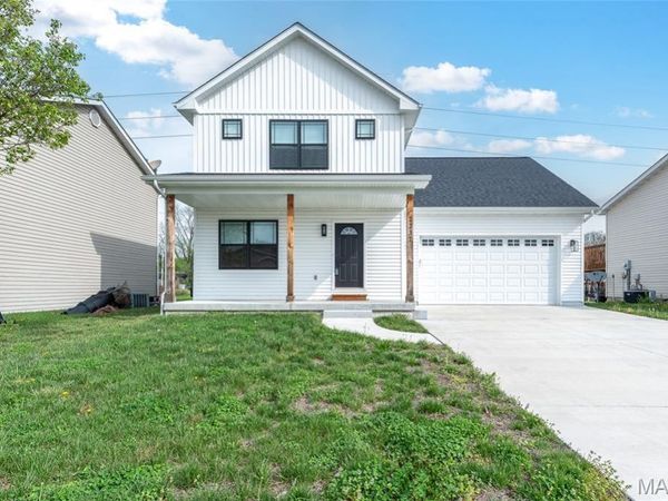 2237 Hunters Point Drive , Granite City, IL 62040