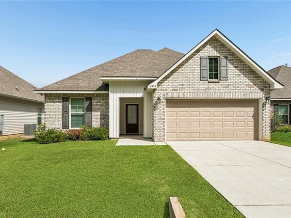 19526 N 10TH Street, Covington, LA 70433