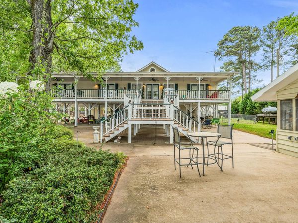 2094 Pumpkin Creek, Brooksville, MS 39739