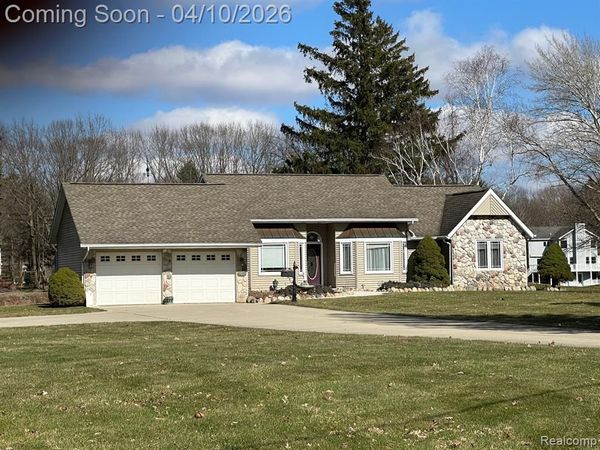 835 Winn Lake Road, Lapeer Twp, MI 48446