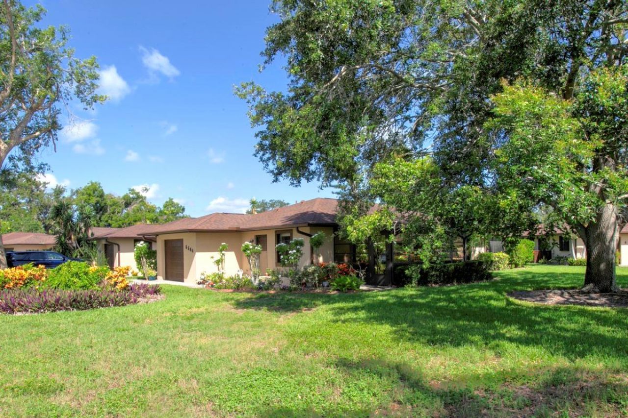 6504 Heritage Lane , Unit 99, Bradenton, FL 34209 Photo