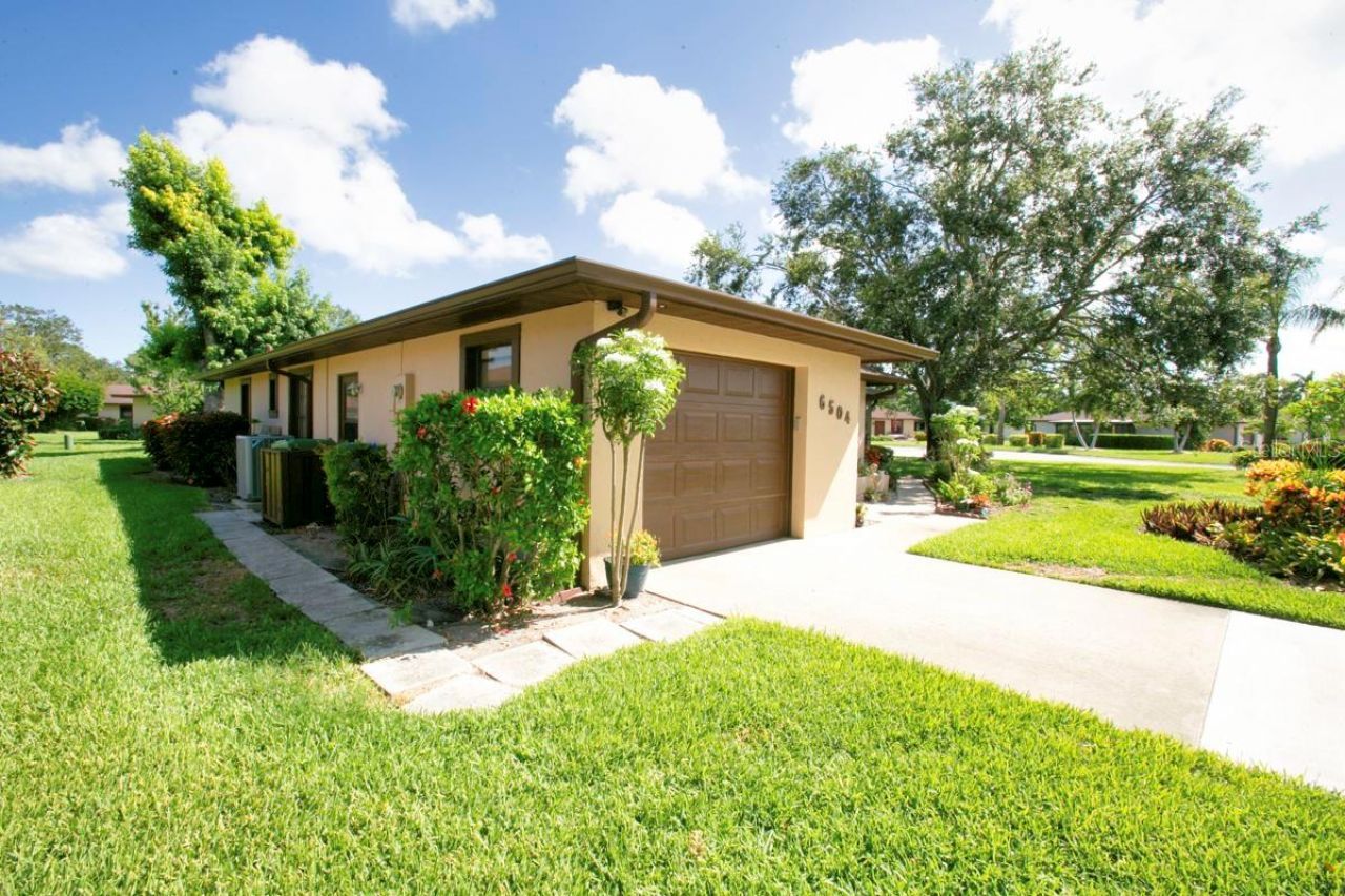 6504 Heritage Lane , Unit 99, Bradenton, FL 34209 Photo
