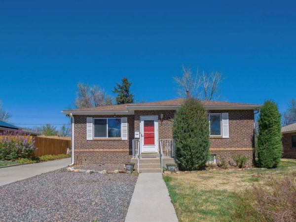 8165 W 17th Avenue , Lakewood, CO 80214