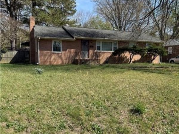 400 Seabury Avenue , Sandston, VA 23150