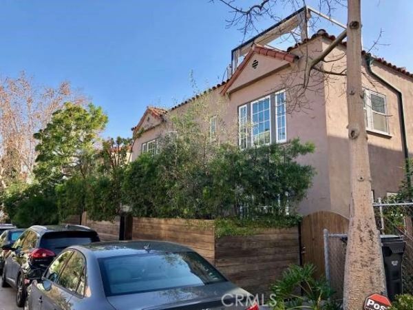 Los Angeles, CA 90026