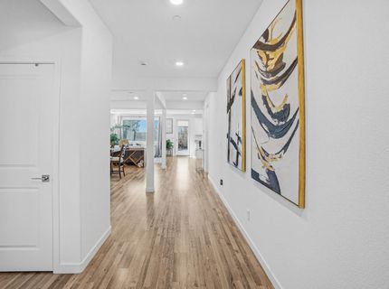 8629 Lakha Cir, Sacramento, CA 95828 Photo