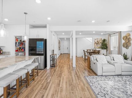 8629 Lakha Cir, Sacramento, CA 95828 Photo