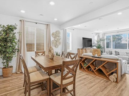 8629 Lakha Cir, Sacramento, CA 95828 Photo