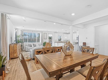 8629 Lakha Cir, Sacramento, CA 95828 Photo