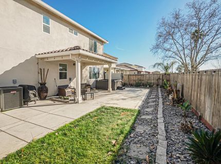 8629 Lakha Cir, Sacramento, CA 95828 Photo