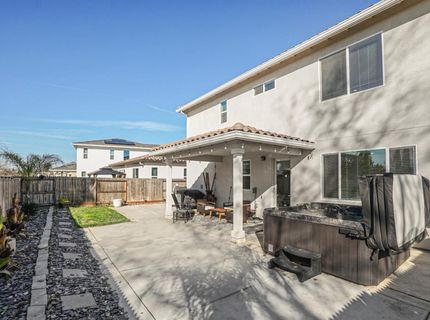 8629 Lakha Cir, Sacramento, CA 95828 Photo