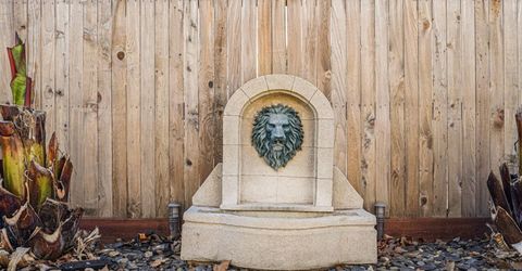 8629 Lakha Cir, Sacramento, CA 95828 Photo