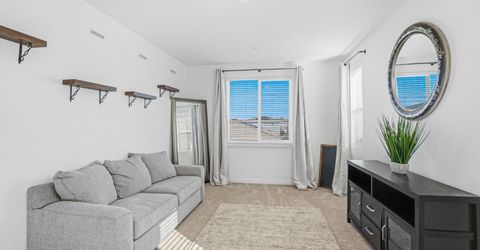 8629 Lakha Cir, Sacramento, CA 95828 Photo