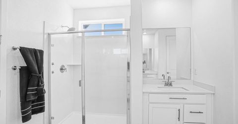 8629 Lakha Cir, Sacramento, CA 95828 Photo