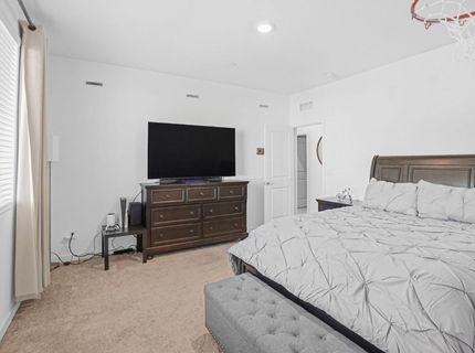 8629 Lakha Cir, Sacramento, CA 95828 Photo